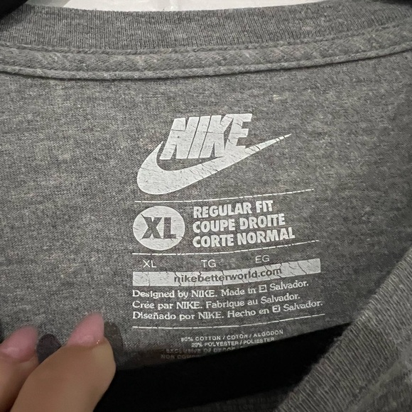 Nike Gray Logo T-Shirt Size XL - Picture 3 of 4